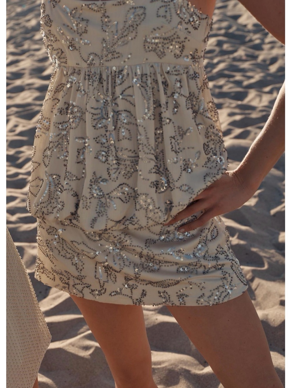 Zara Cream Mini Dress with Black Paisley Motif - Picture 5 of 5